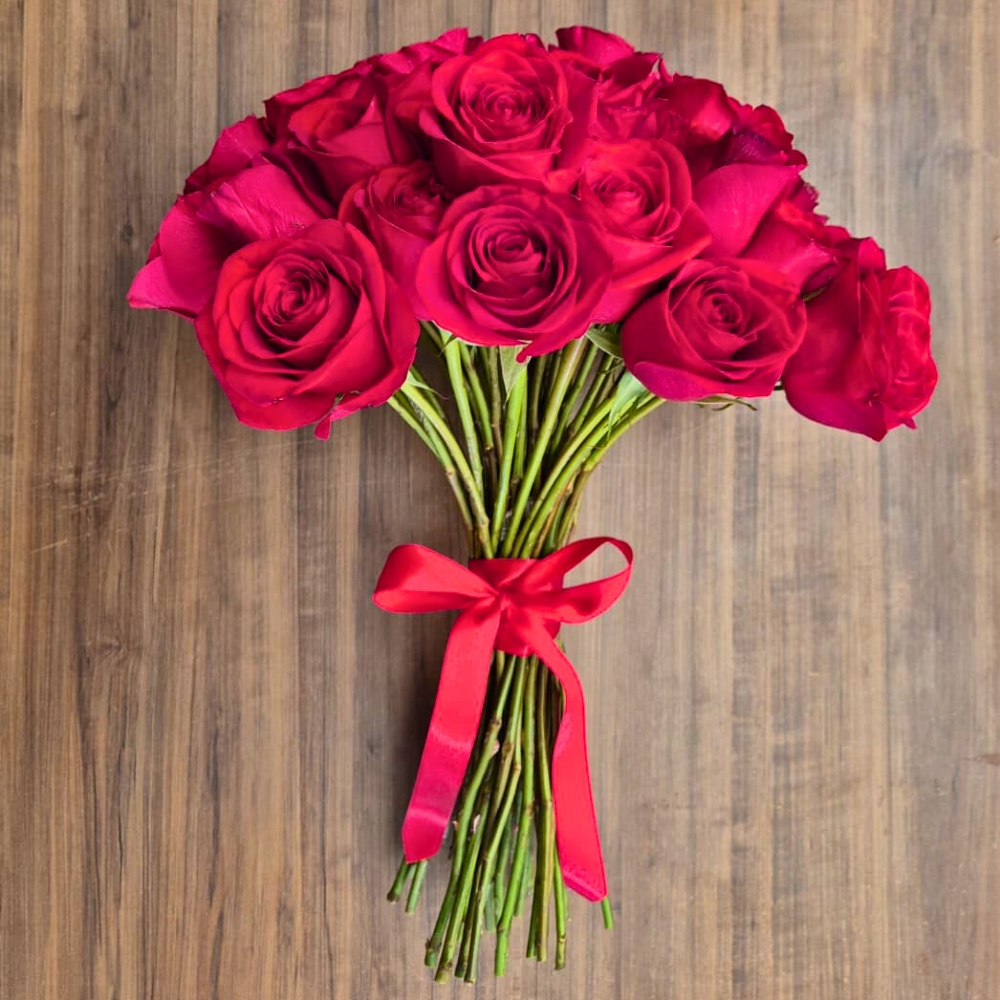 Buqu� Impacto com 50 Rosas Vermelhas